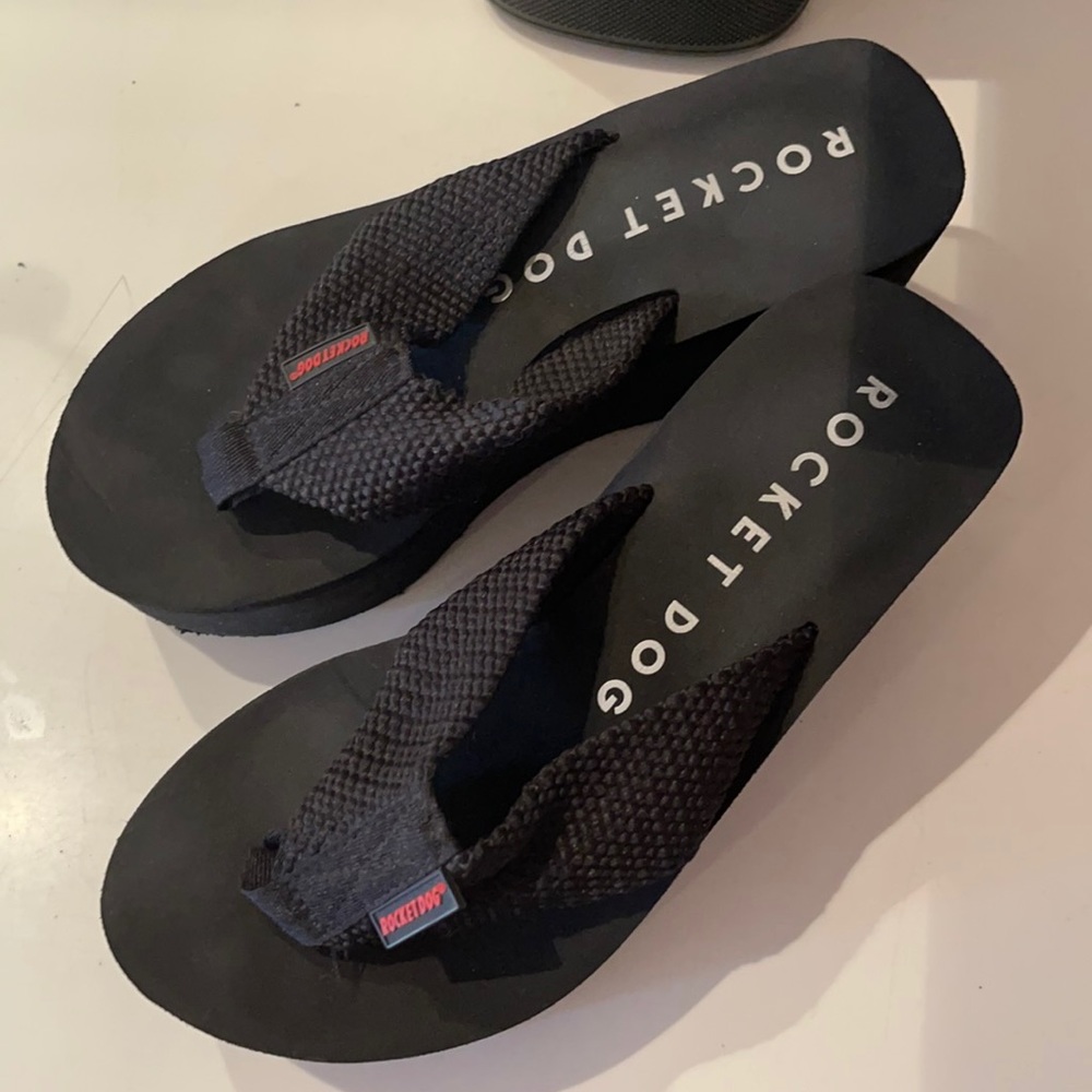 71/2 new rocket dog sandals